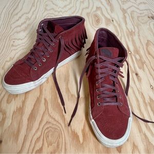 Vᴀɴs Sᴜᴇᴅᴇ Fʀɪɴɢᴇ SK8 Hɪ Sɴᴇᴀᴋᴇʀ ɪɴ Pᴏʀᴛ Rᴏʏᴀʟᴇ/Bʟᴀɴᴄ ᴅᴇ Bʟᴀɴᴄ ᴄᴏʟᴏʀ